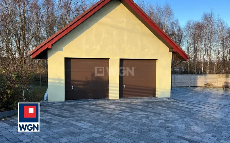 Dom na  sprzedaż Regulice - Nowy dom w Regulicach w dużą , ładną działką! Nowa cena!